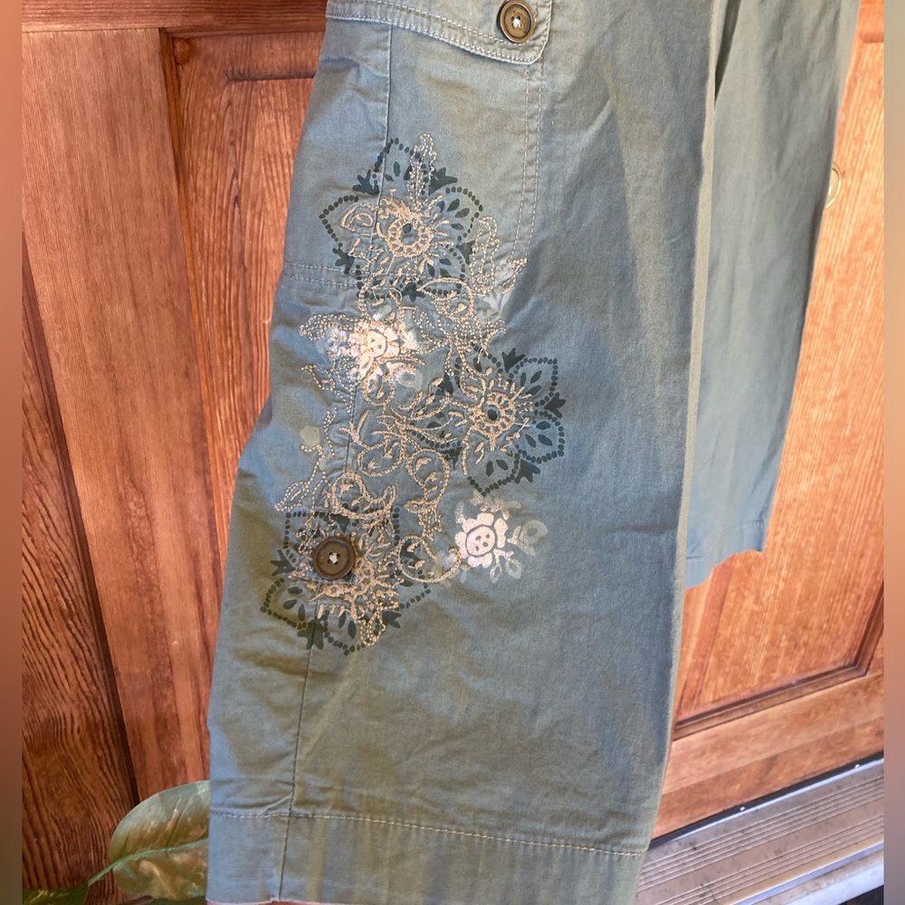 Style & Co. Petite Olive-Green Utility Capris - Picture 2 of 5